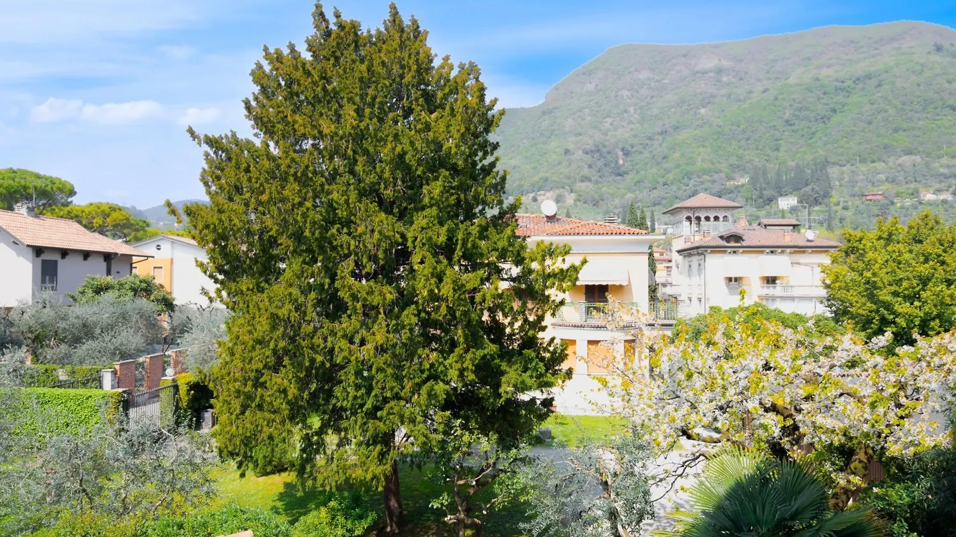 アパート 500 M Dal Lago! Il Nido Di Salo Con Piscina イタリア